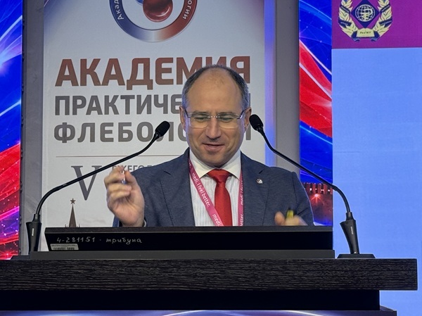Приветственное слово президента Ассоциации флебологов России, доктора медицинских наук, профессора Игоря Александровича Сучкова