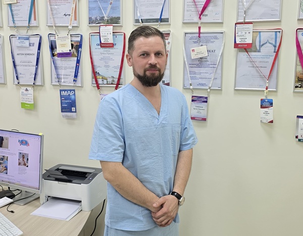 Mikhail Vyacheslavovich Lapin Endovascular surgeon and phlebologist Kineshma Ivanovo Region