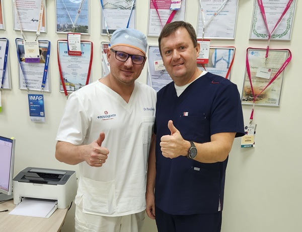 Хирург-флеболог Пироженко Пётр Александрович из Новороссийска с Семеновым А.Ю. во время дружеского визита