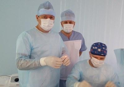  Доктор из Ульяновска постигает тонкости проведения лазерной процедуры